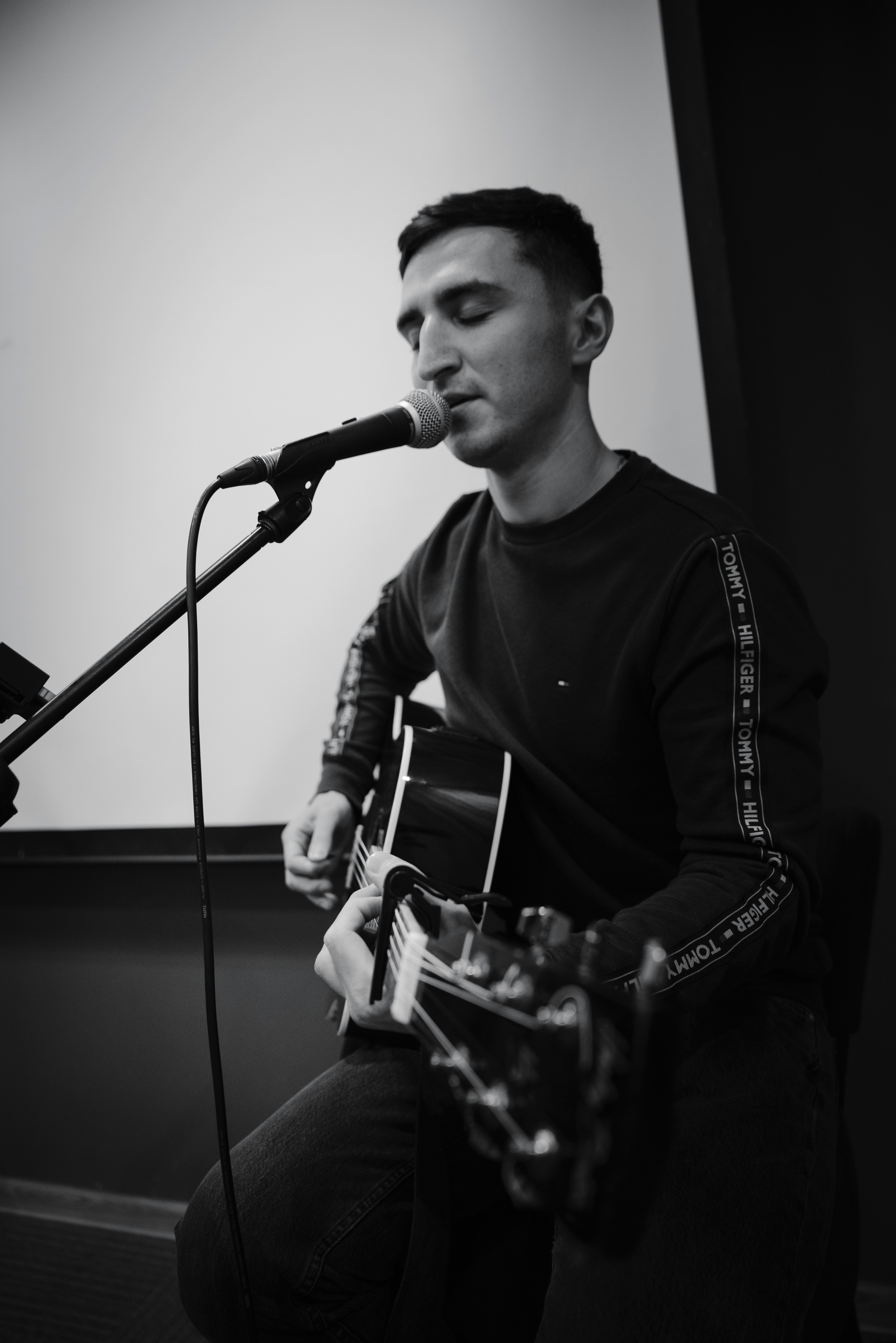 Marius Negrescu - Cântăreț și muzician